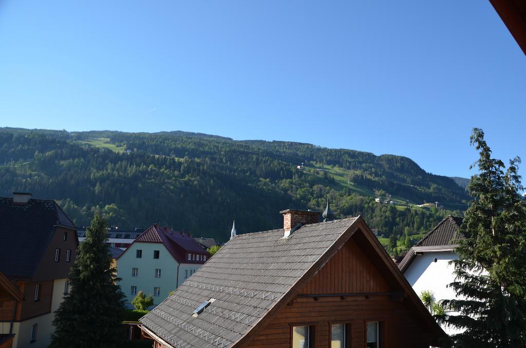 Haus Pitzer/Apartments Troicher Schladming Exterior foto